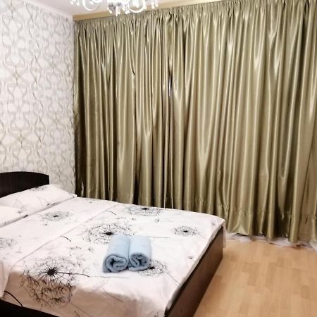 Апартаменты Патриарха Скрипника 7,ЖД вокзал, Ультрамарин Киев Экстерьер фото